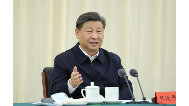 习近平在内蒙古巴彦淖尔考察并主持召开加强荒漠化综合防治和推进“三北”等重点生态工程建设座谈会