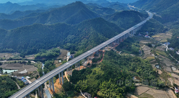 湖南新增5条高速公路