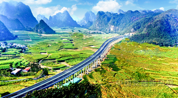 广西高速公路总里程超8000公里，全面完成“县县通高速”任务