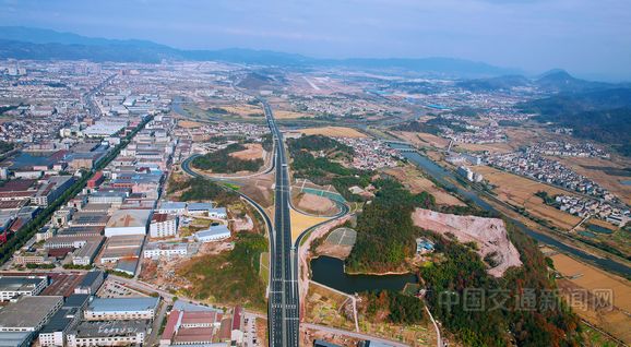 浙江义东高速公路东阳南市至南马段建成通车