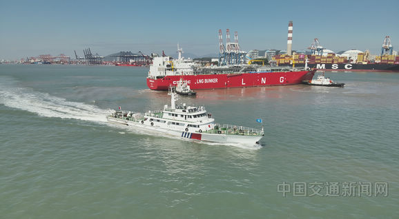 厦门港完成首单国际航行船舶保税LNG加注